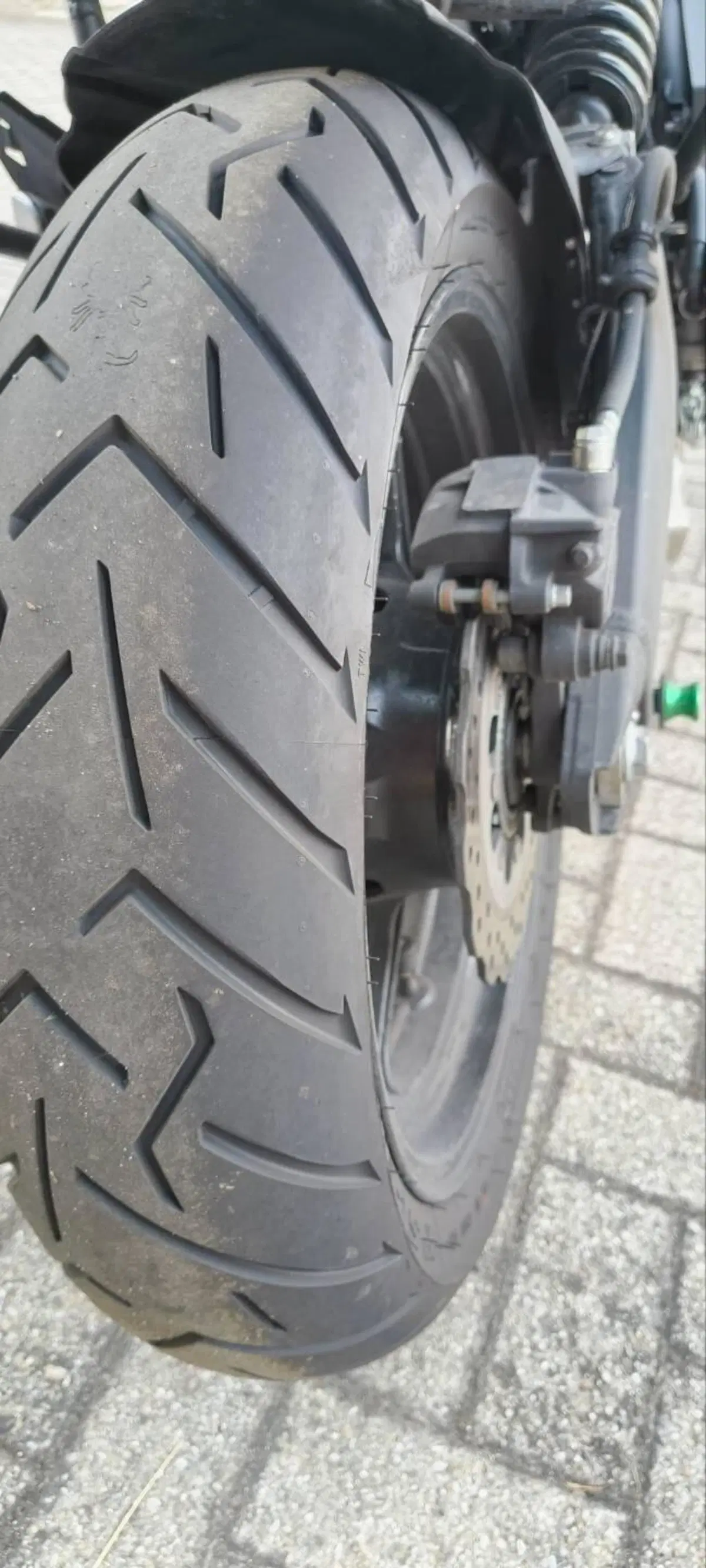 Kawasaki Versys 650 (2025 - 26) (11)