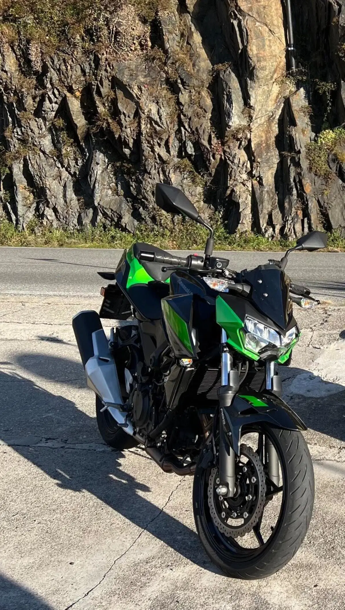 Kawasaki Z 400 (2023) (6)
