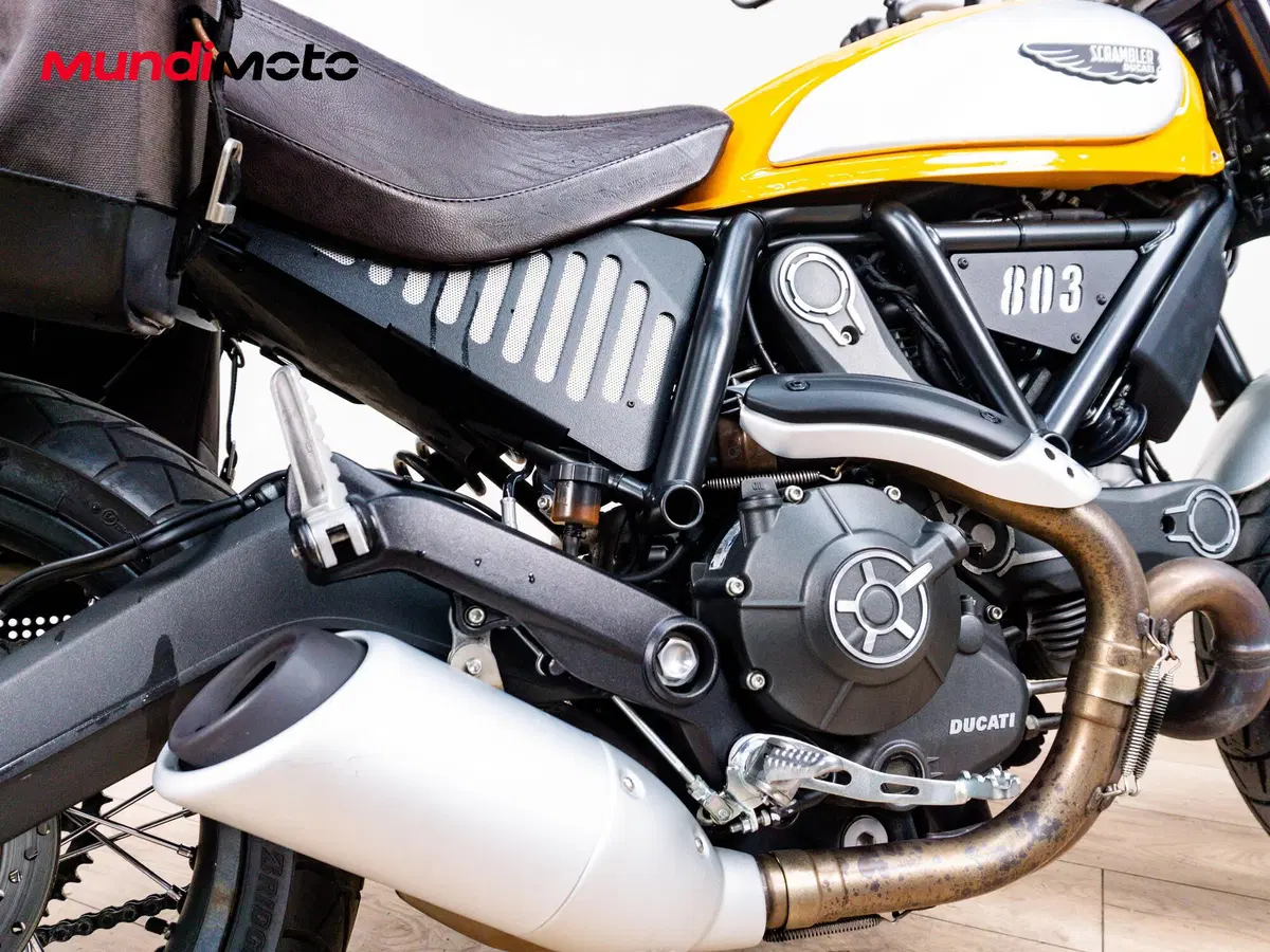 Ducati Scrambler 800 Classic (2015 - 16) (4)