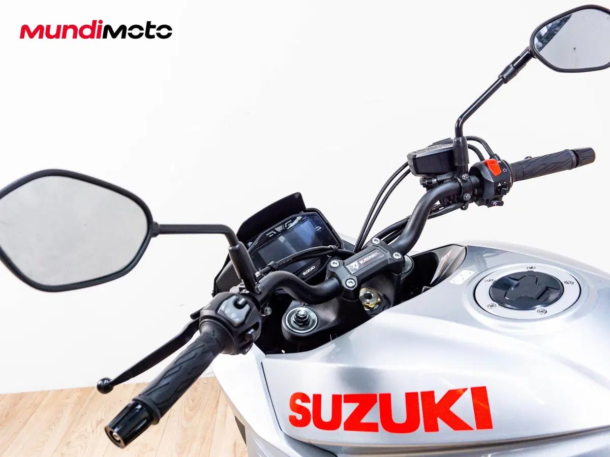 Suzuki Katana 1000 (2022 - 26) (11)