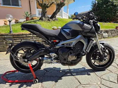 Yamaha MT-09 (2013 - 15) usata