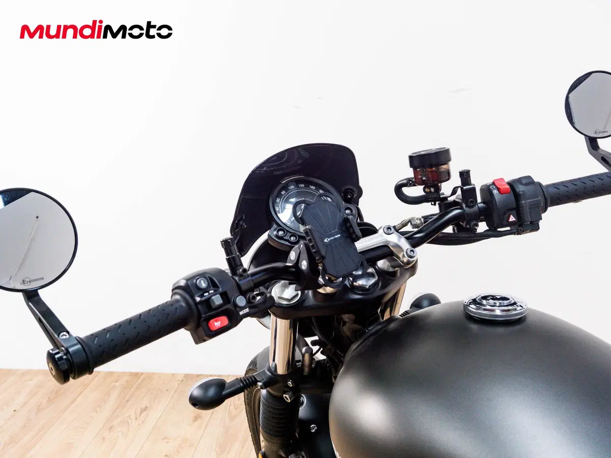 Triumph Street Twin 900 (2017 - 18) (11)