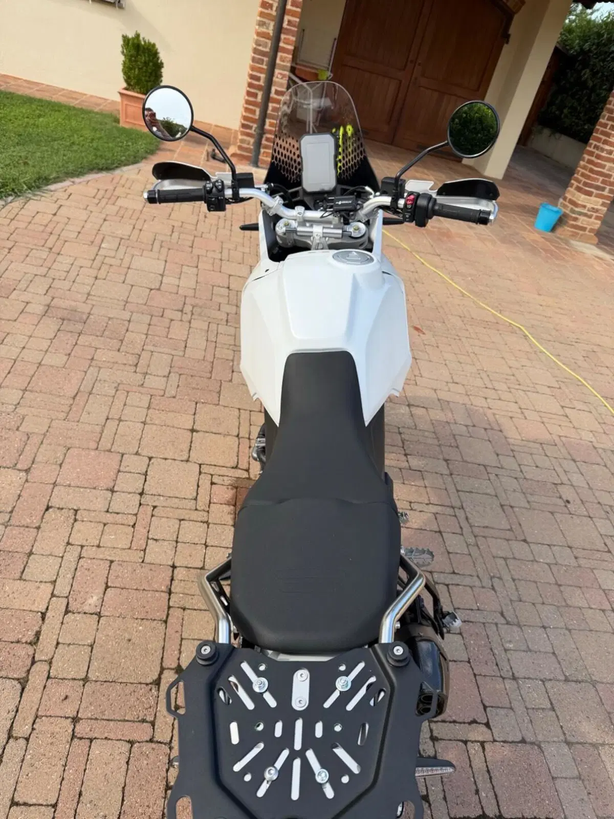 Ducati DesertX (2022 - 25) (3)