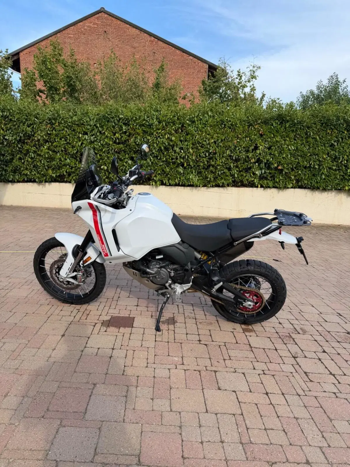 Ducati DesertX (2022 - 25) (4)