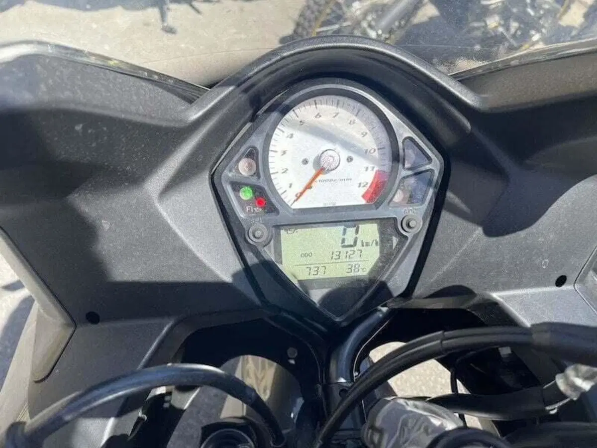 Suzuki SV 650 (2006 - 11) (19)