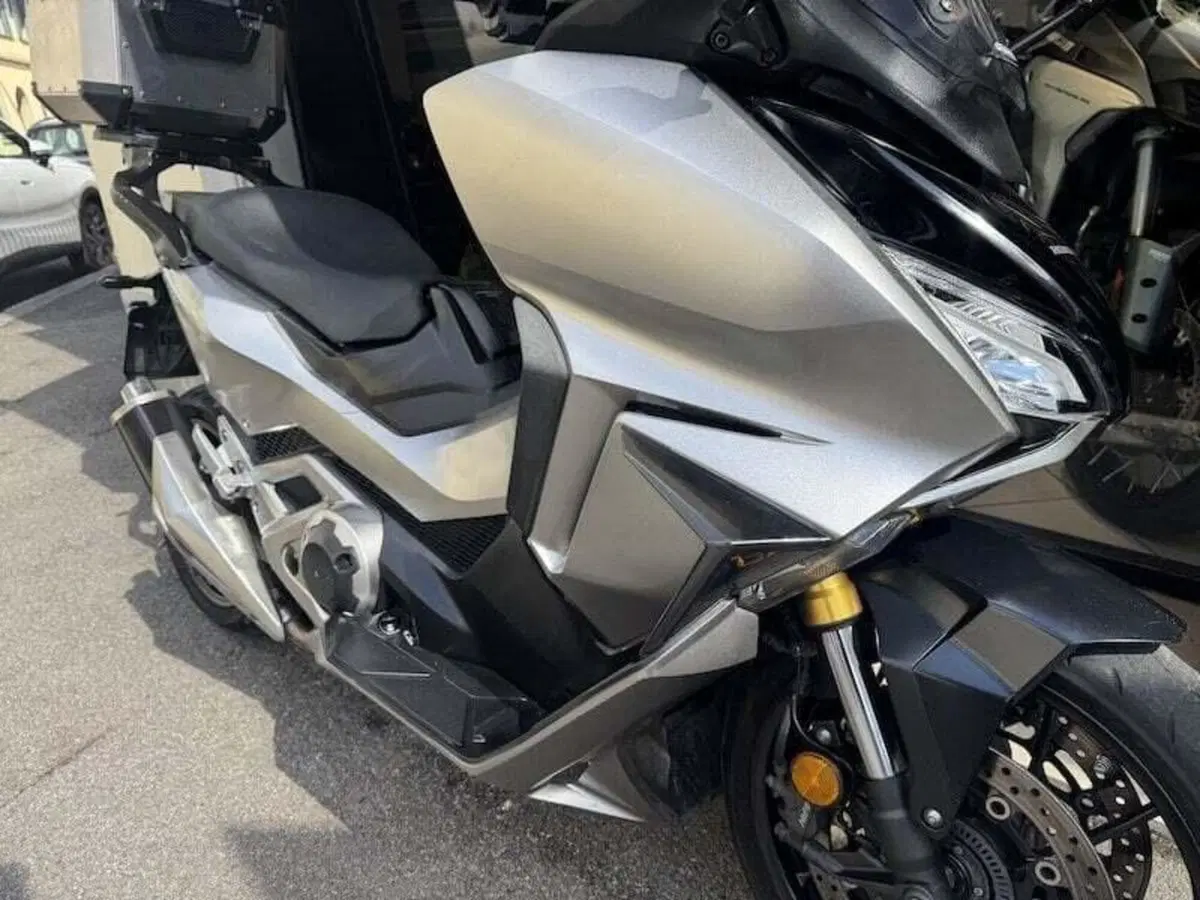 Honda Forza 750 DCT (2021 - 24) (8)