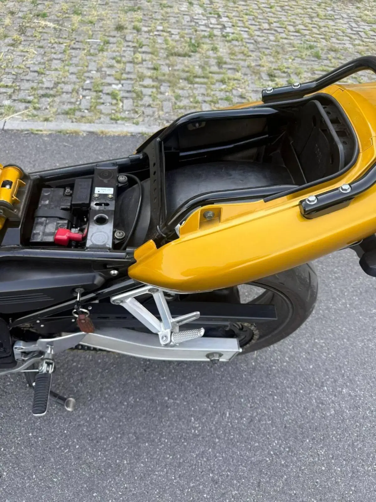 Yamaha FZS 600 Fazer (1998 - 01) (10)