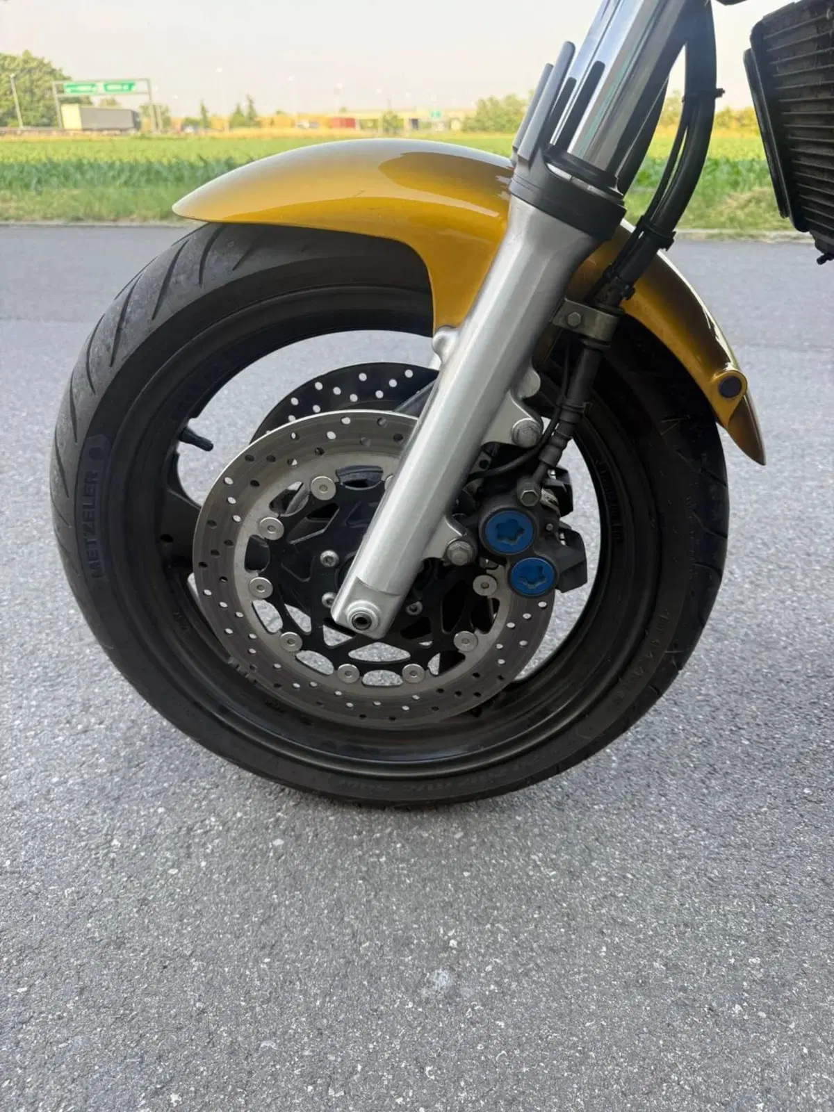 Yamaha FZS 600 Fazer (1998 - 01) (12)