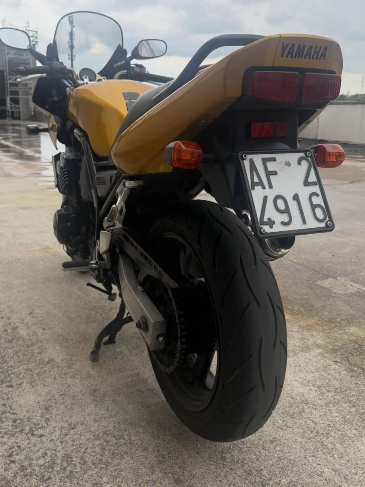 Yamaha FZS 600 Fazer (1998 - 01) (15)