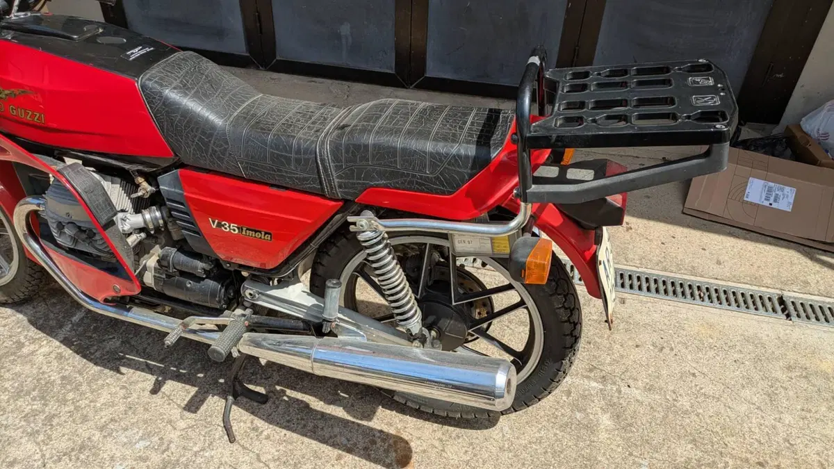 Moto Guzzi V35 Imola (8)