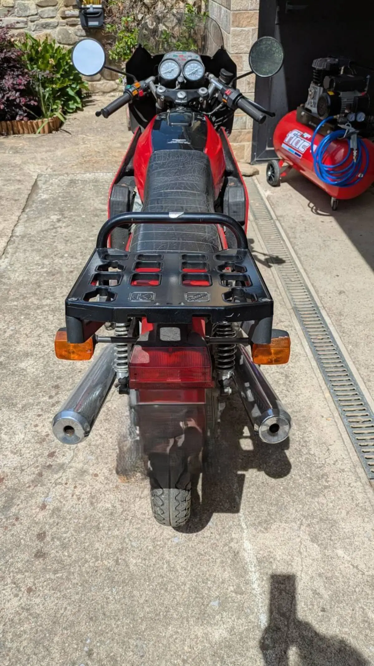 Moto Guzzi V35 Imola (9)