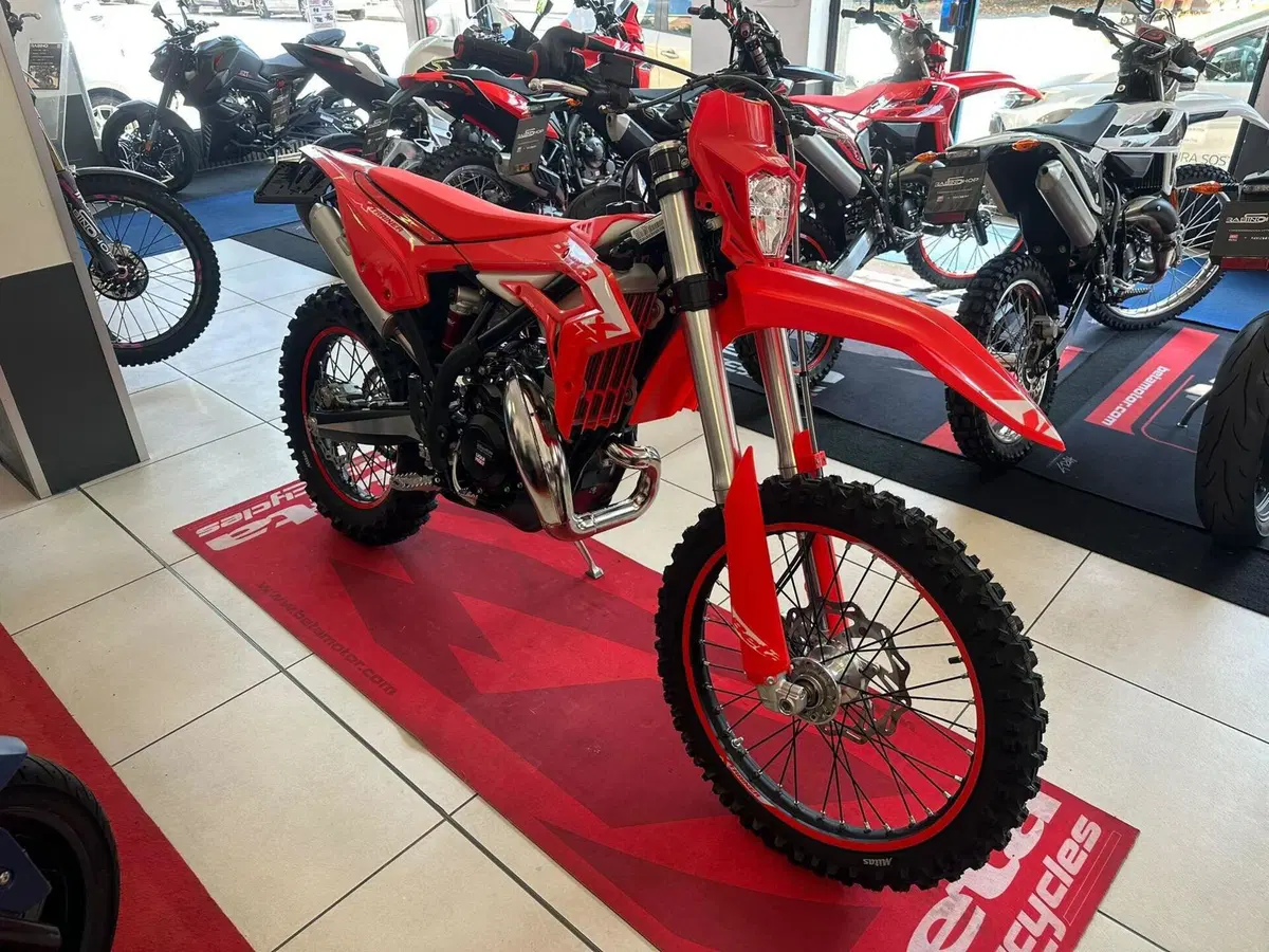 Betamotor Xtrainer 300 2T (2025) (3)