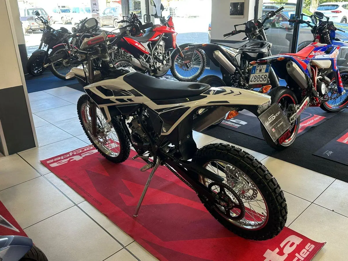 Betamotor RR 50 Enduro (2021 - 26) (5)