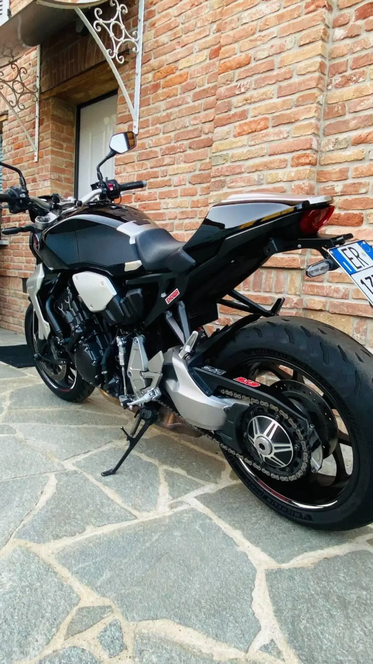 Honda CB 1000 R + Neo Sport Cafè (2019 - 20) (5)