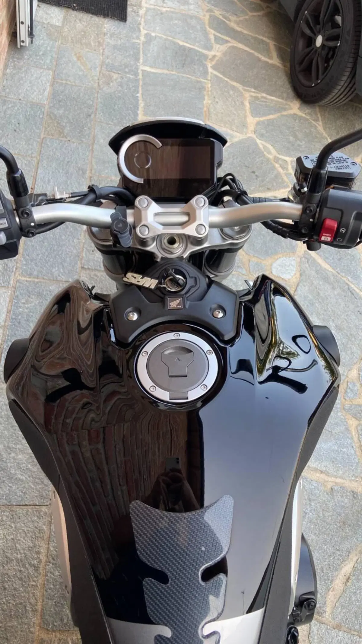 Honda CB 1000 R + Neo Sport Cafè (2019 - 20) (10)