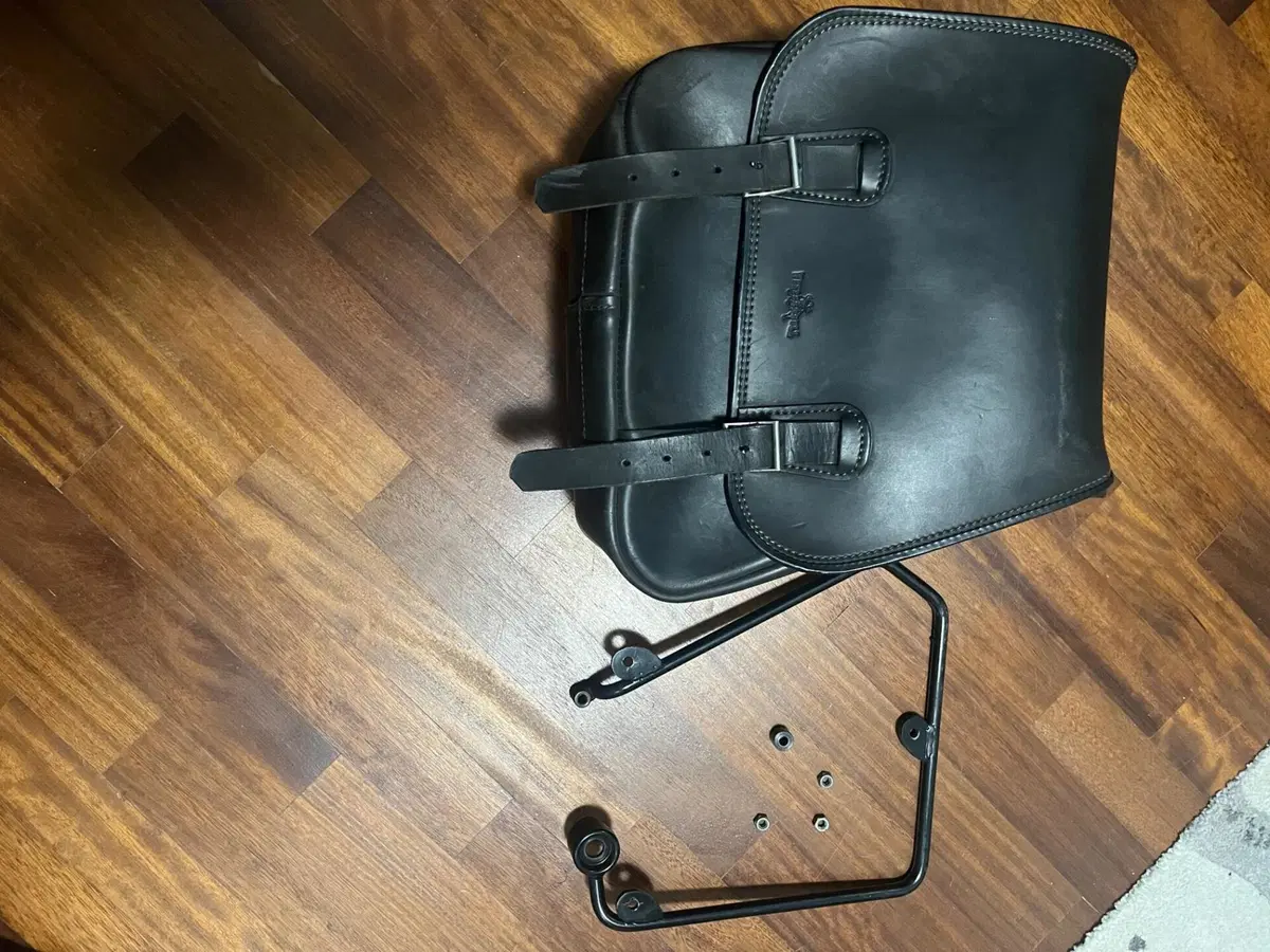 Borsa in cuoio nera Westernbull (3)