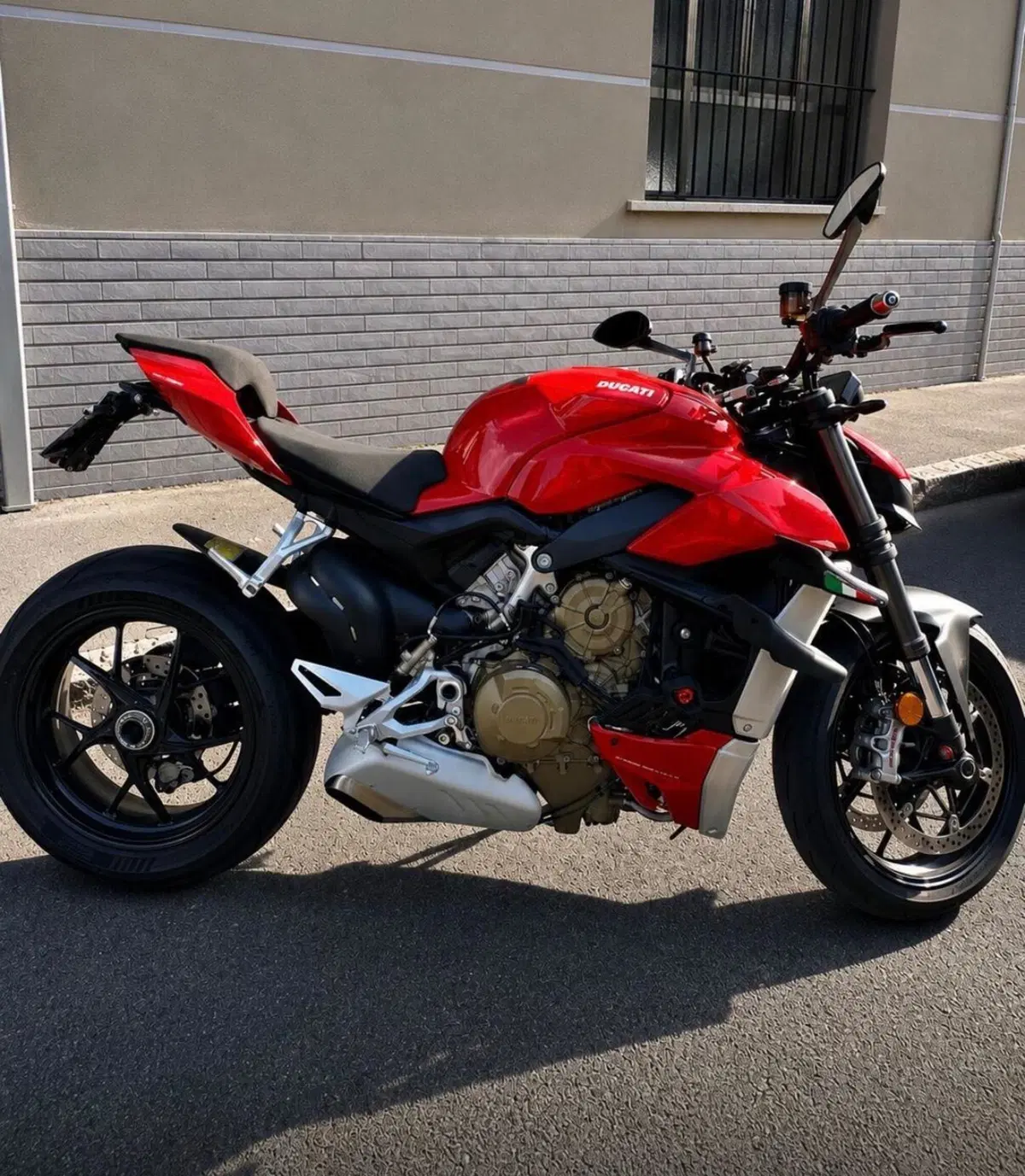 Ducati Streetfighter V4 1100 (2021 - 22) (2)