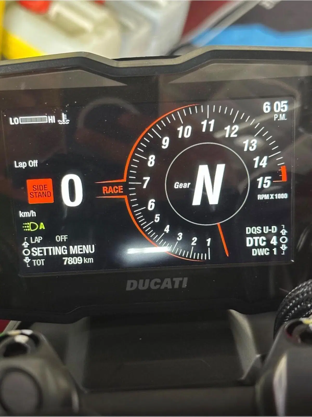 Ducati Streetfighter V4 1100 (2021 - 22) (9)