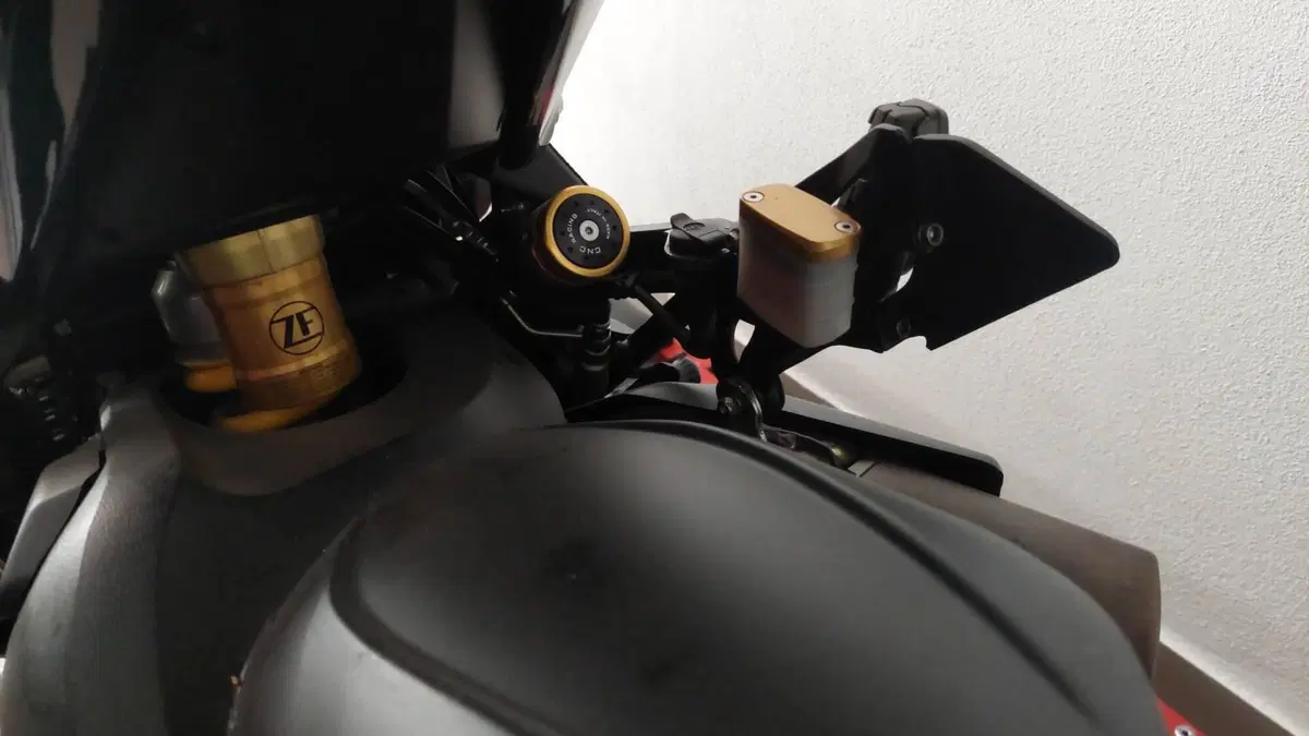 MV Agusta Turismo Veloce 800 (2020) (7)