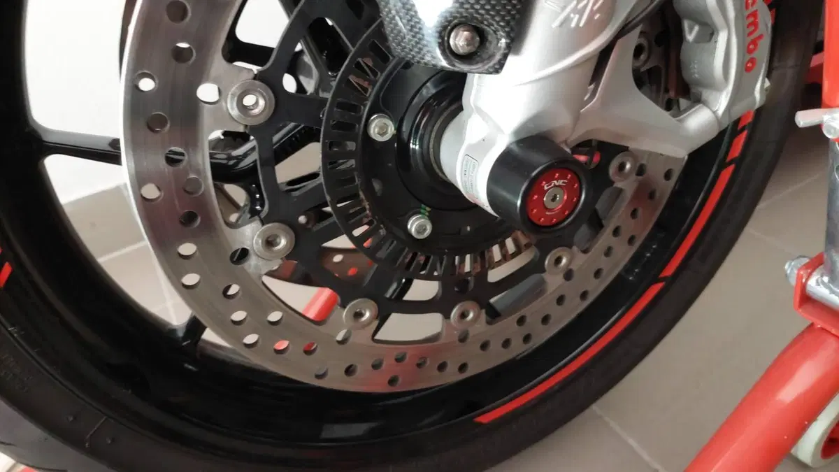 MV Agusta Turismo Veloce 800 (2020) (15)