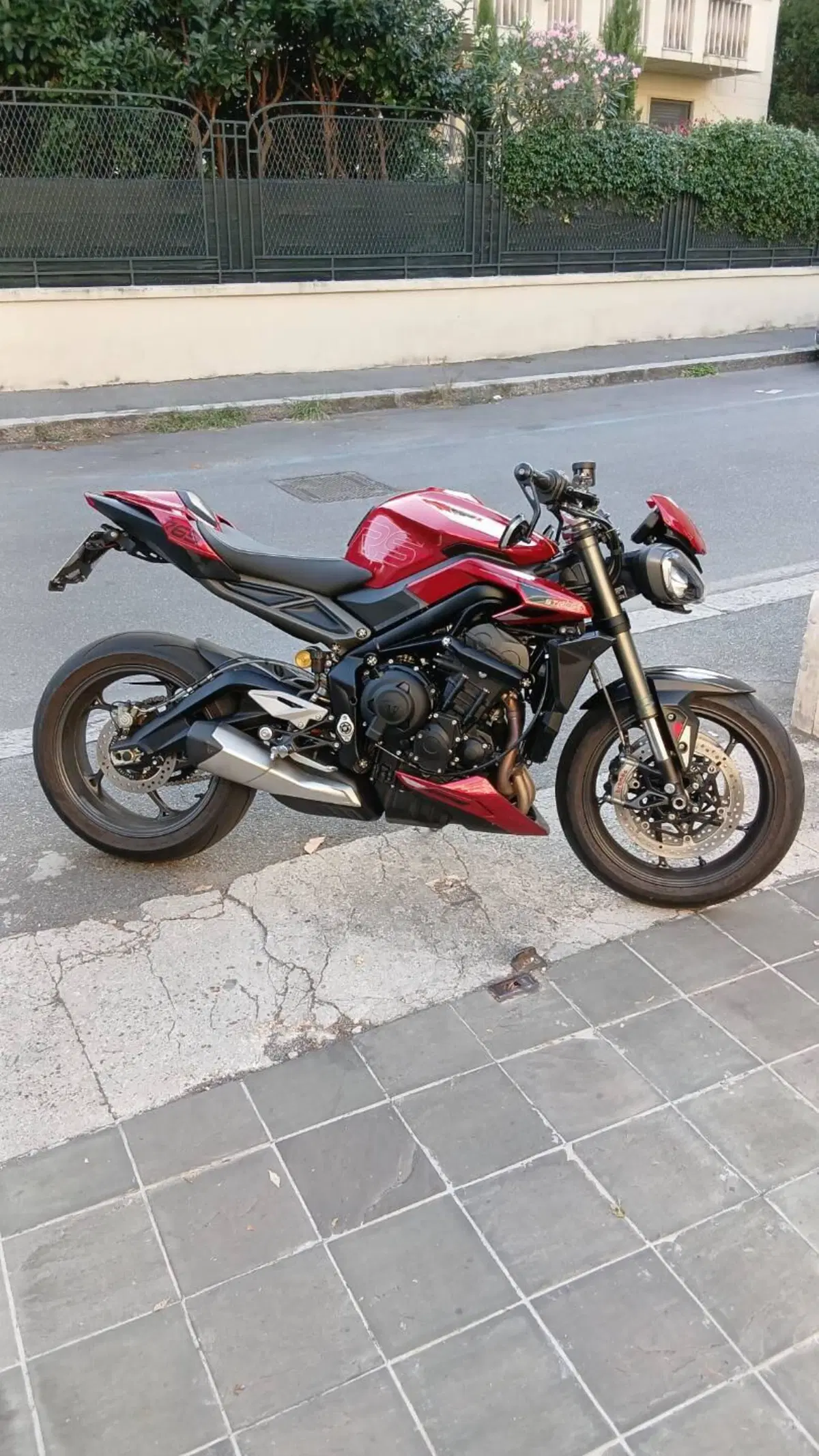 Triumph Street Triple 765 RS (2023 - 26) (4)