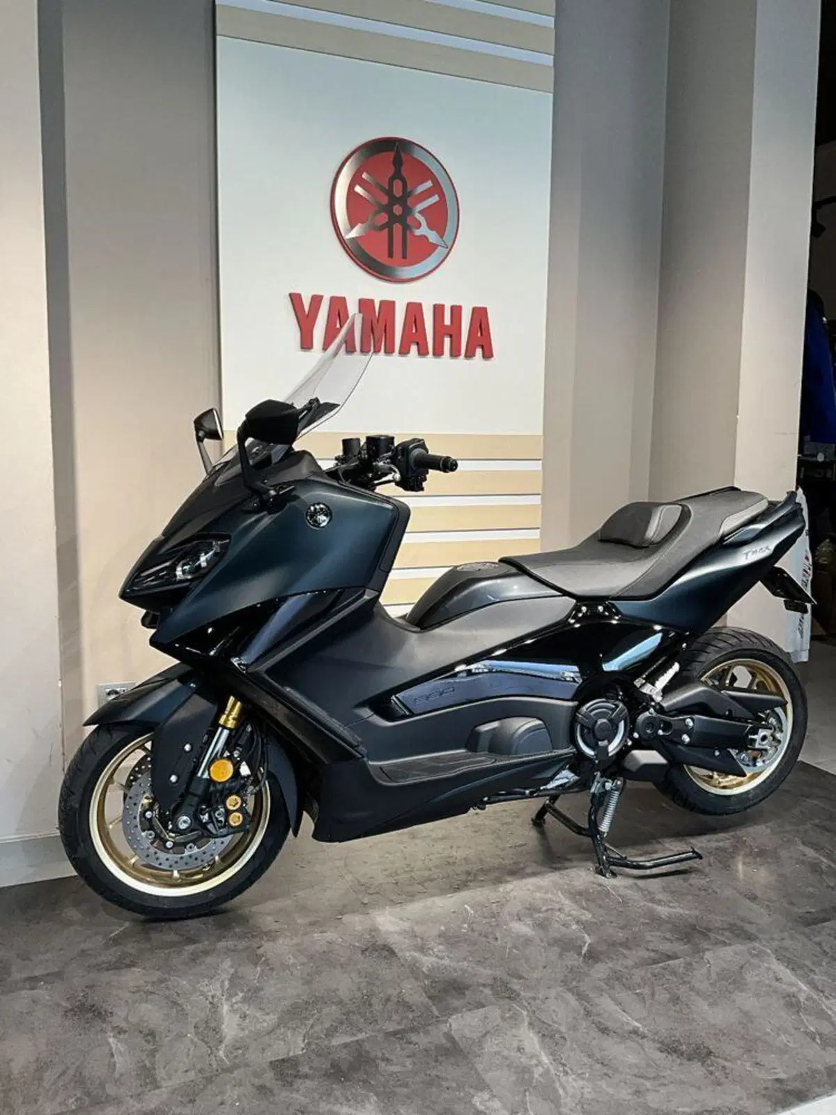 Yamaha T-Max 560 Tech Max (2022 - 24) (4)