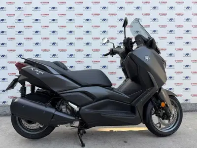 Yamaha X-Max 300 (2021 - 24) usata