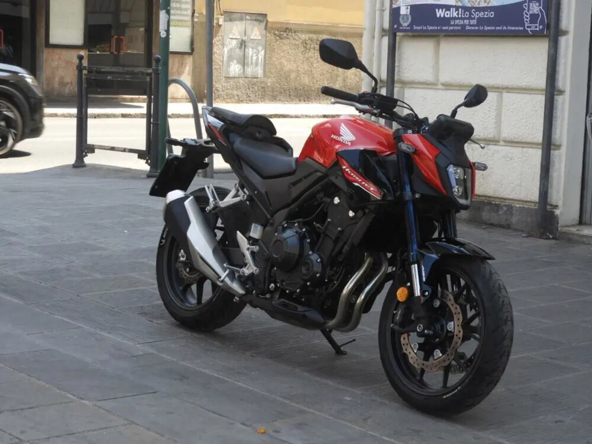 Honda CB 500 Hornet (2024 - 25) (2)