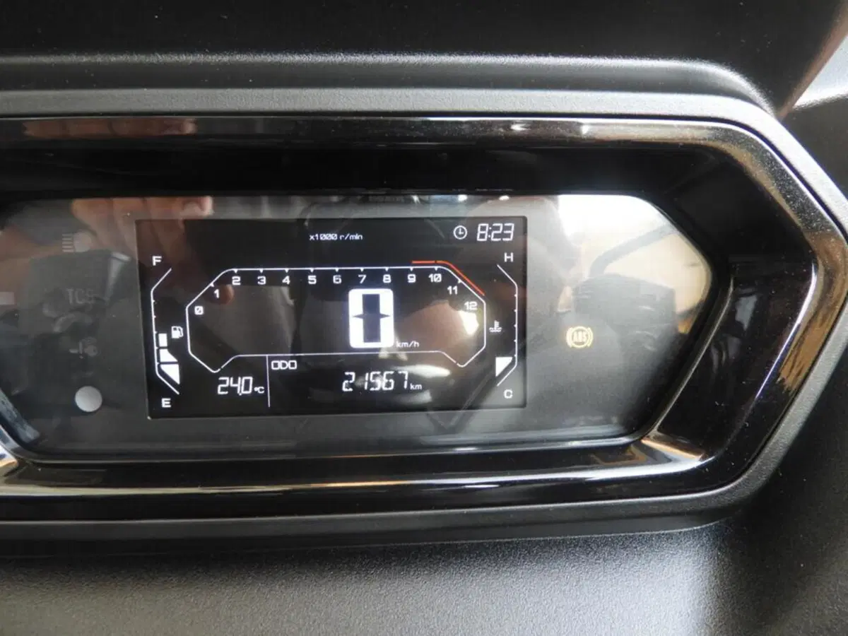 Yamaha X-Max 300 (2021 - 24) (5)