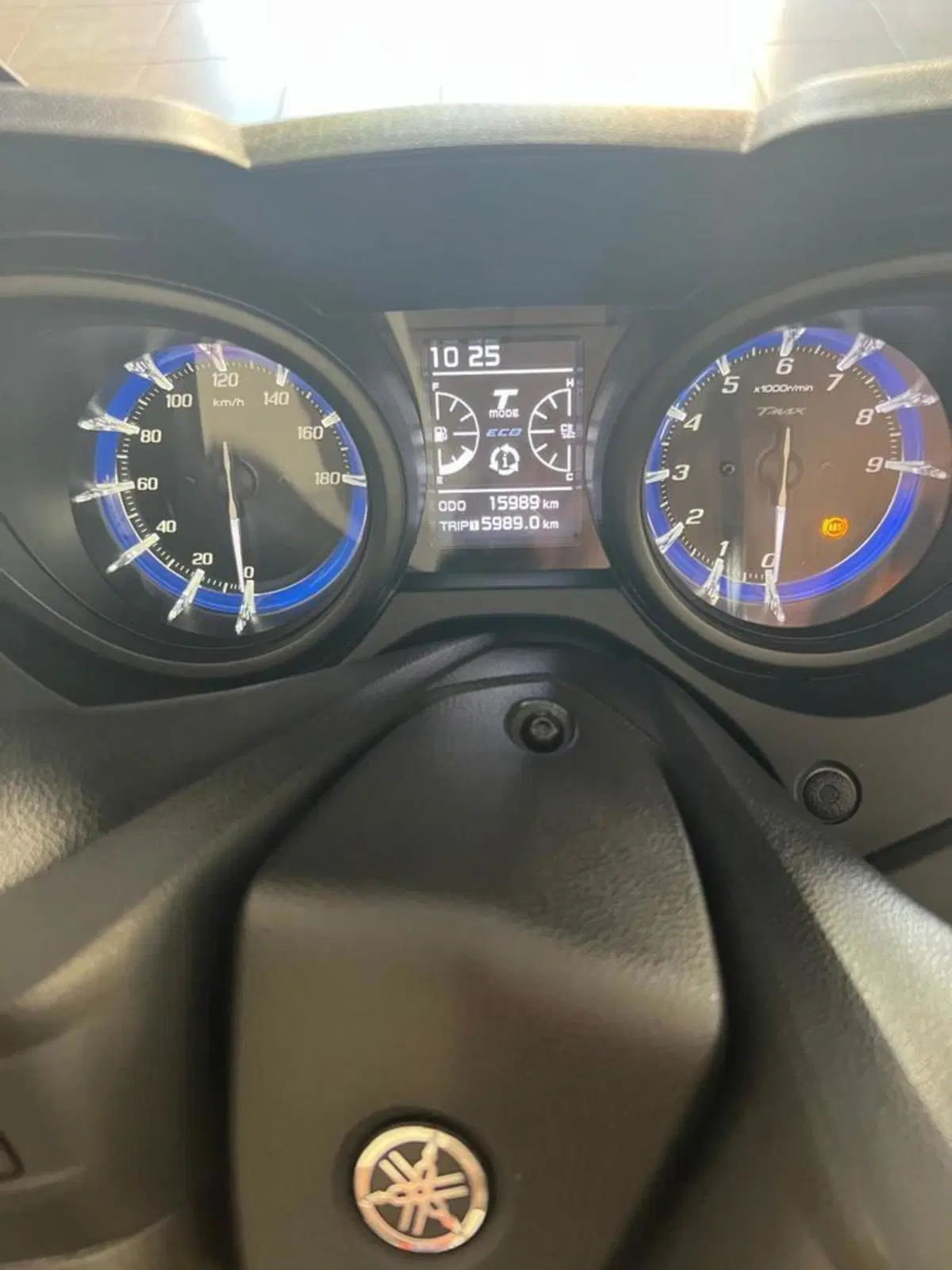 Yamaha T-Max 560 (2020 - 21) (2)