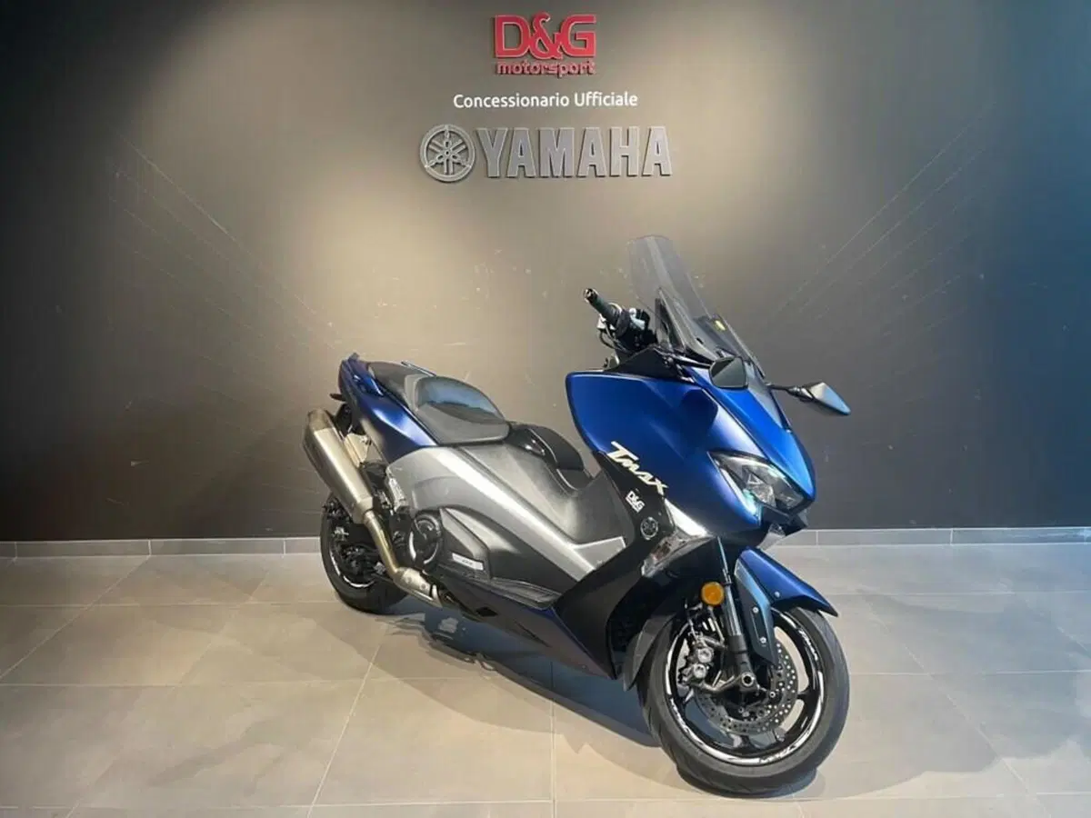 Yamaha T-Max 530 DX (2017 - 19) (2)