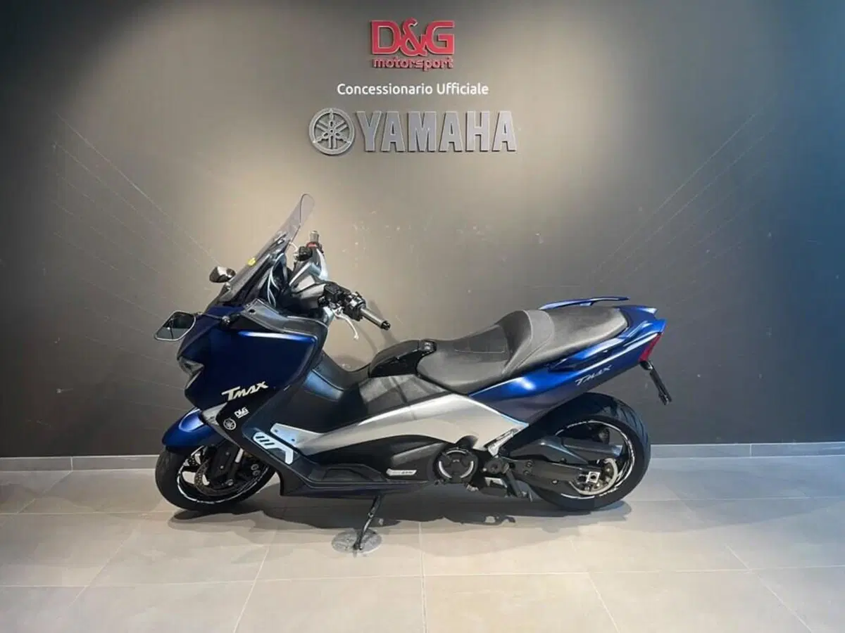 Yamaha T-Max 530 DX (2017 - 19) (4)