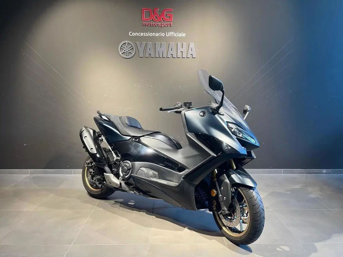 Yamaha T-Max 560 (2022 - 24) (2)