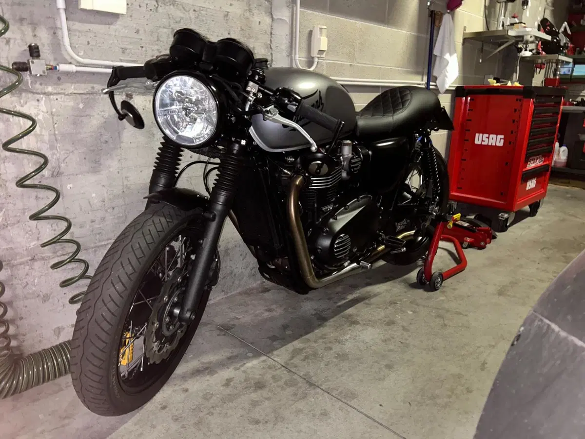 Triumph Bonneville T120 (2016 - 20) (5)