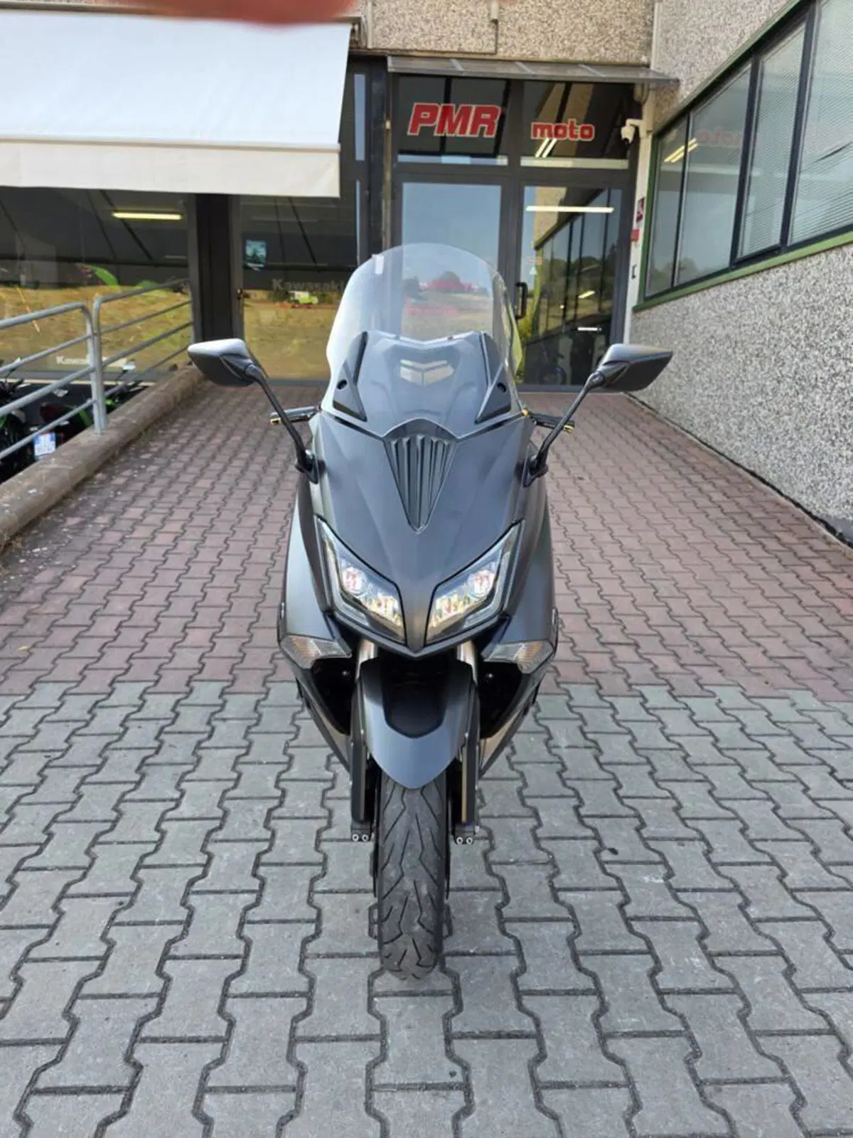 Yamaha T-Max 530 (2015 - 16) (5)