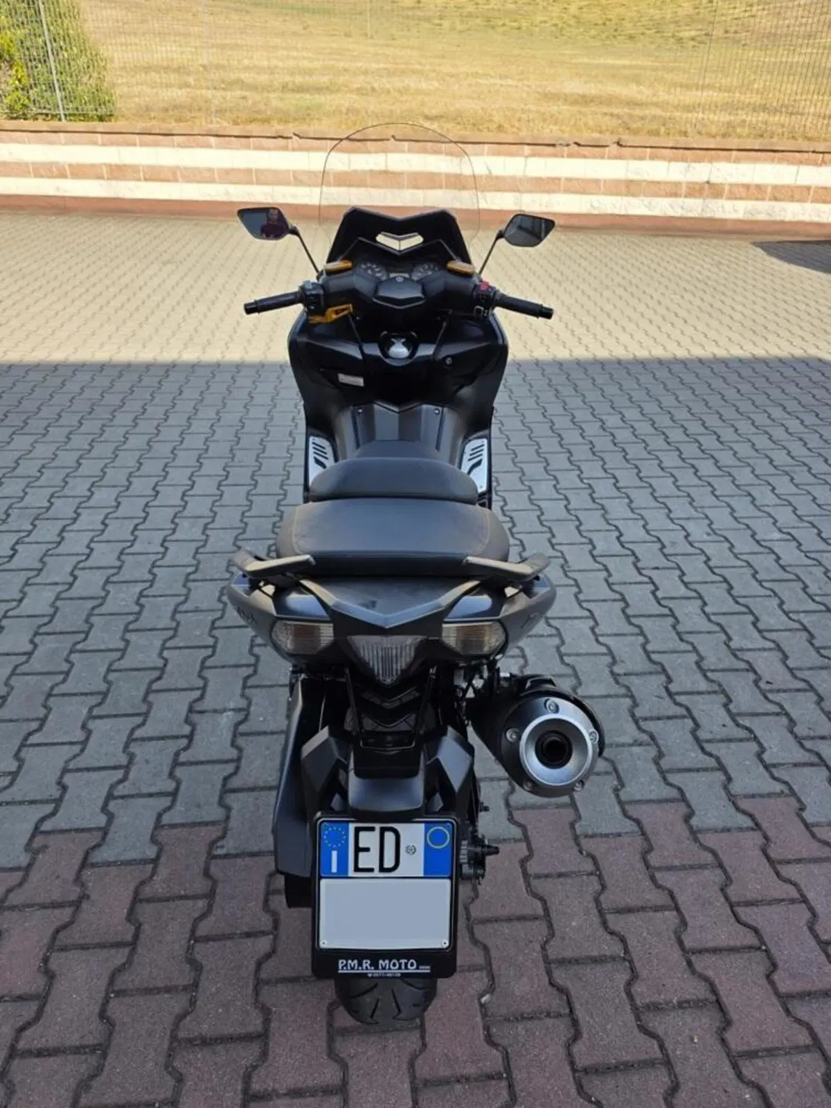 Yamaha T-Max 530 (2015 - 16) (6)