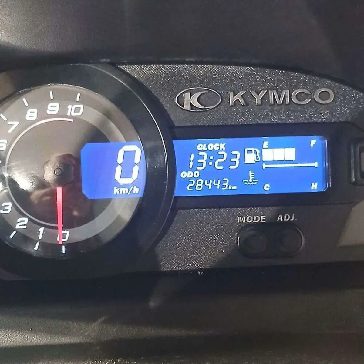 Kymco Xciting 400i (2012 - 17) (5)