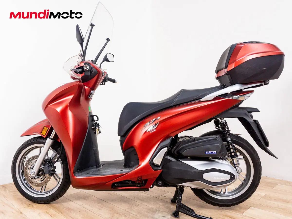 Honda SH 350i GT (2025 - 26) (6)