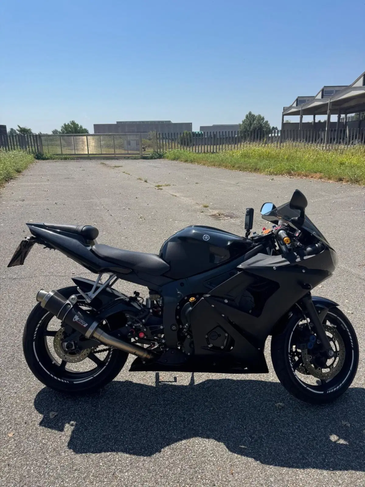 Yamaha YZF R6 (2003 - 04) (11)