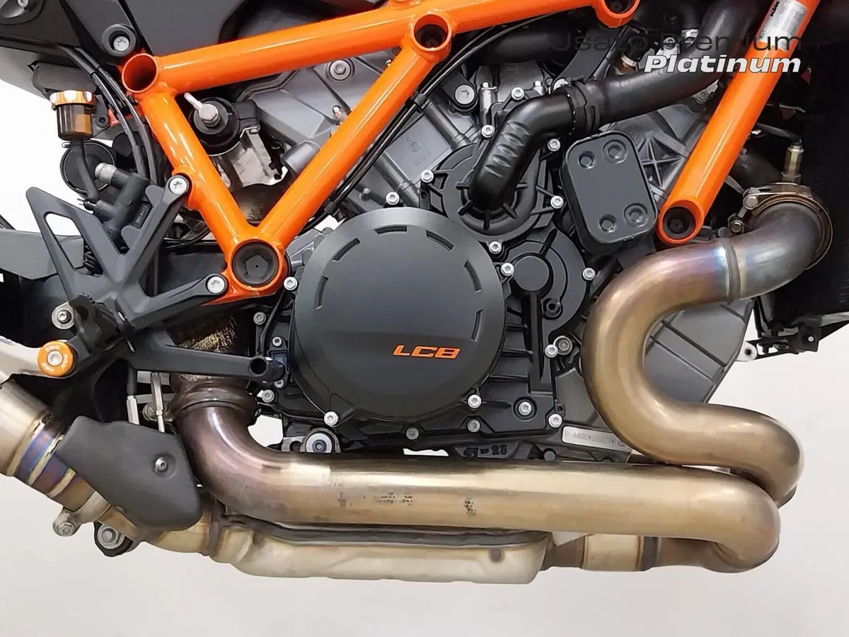 KTM 1390 Super Duke R EVO (2024 - 26) (12)