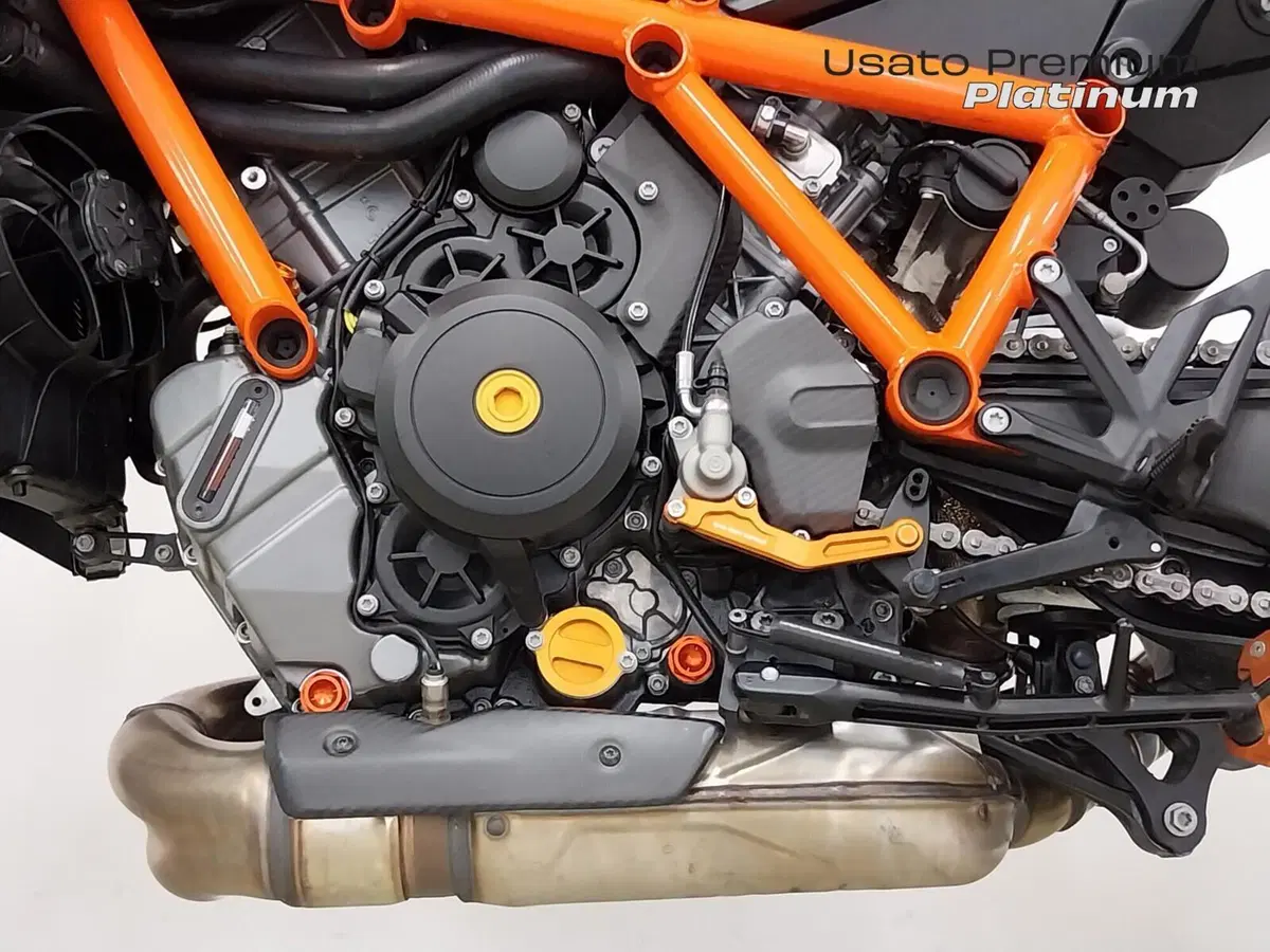 KTM 1390 Super Duke R EVO (2024 - 26) (20)