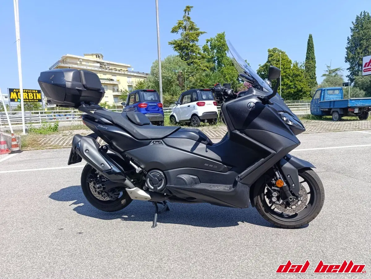 Yamaha T-Max 560 (2022 - 24)