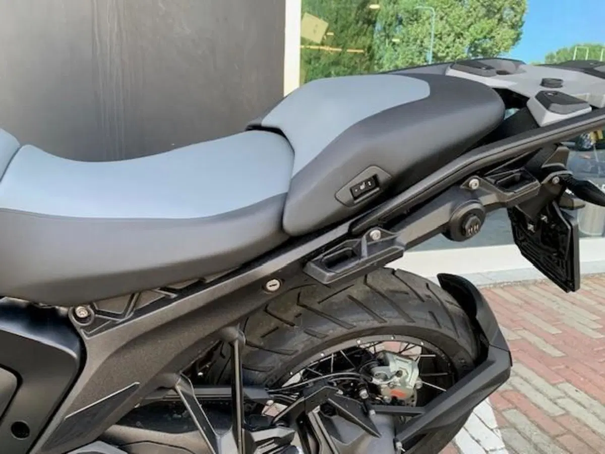 Bmw R 1300 GS (2023 - 26) (7)