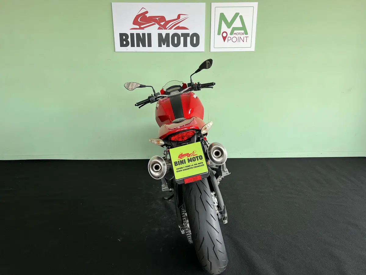 Ducati Monster 696 (2008 - 13) (7)