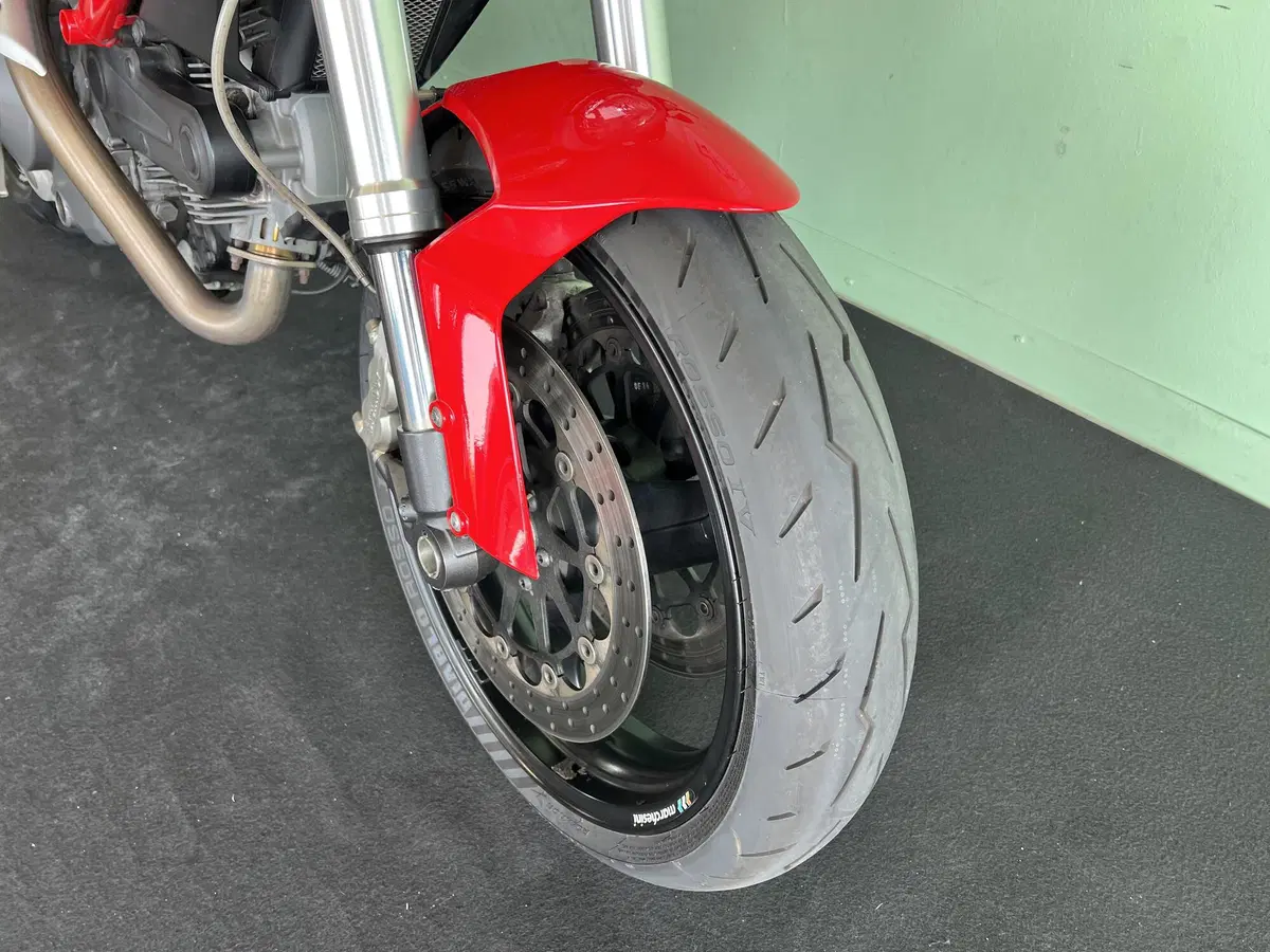 Ducati Monster 696 (2008 - 13) (20)