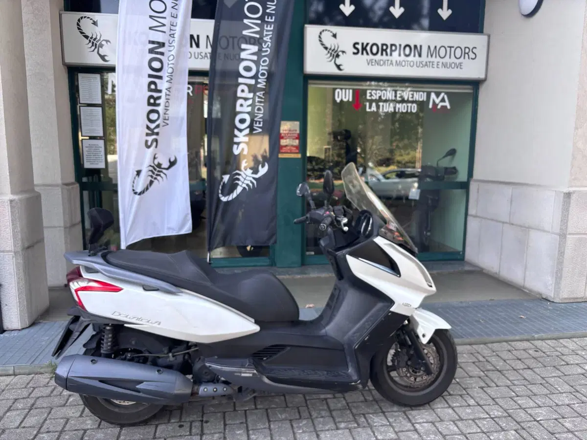 Kymco Downtown 300i (2009 - 17)