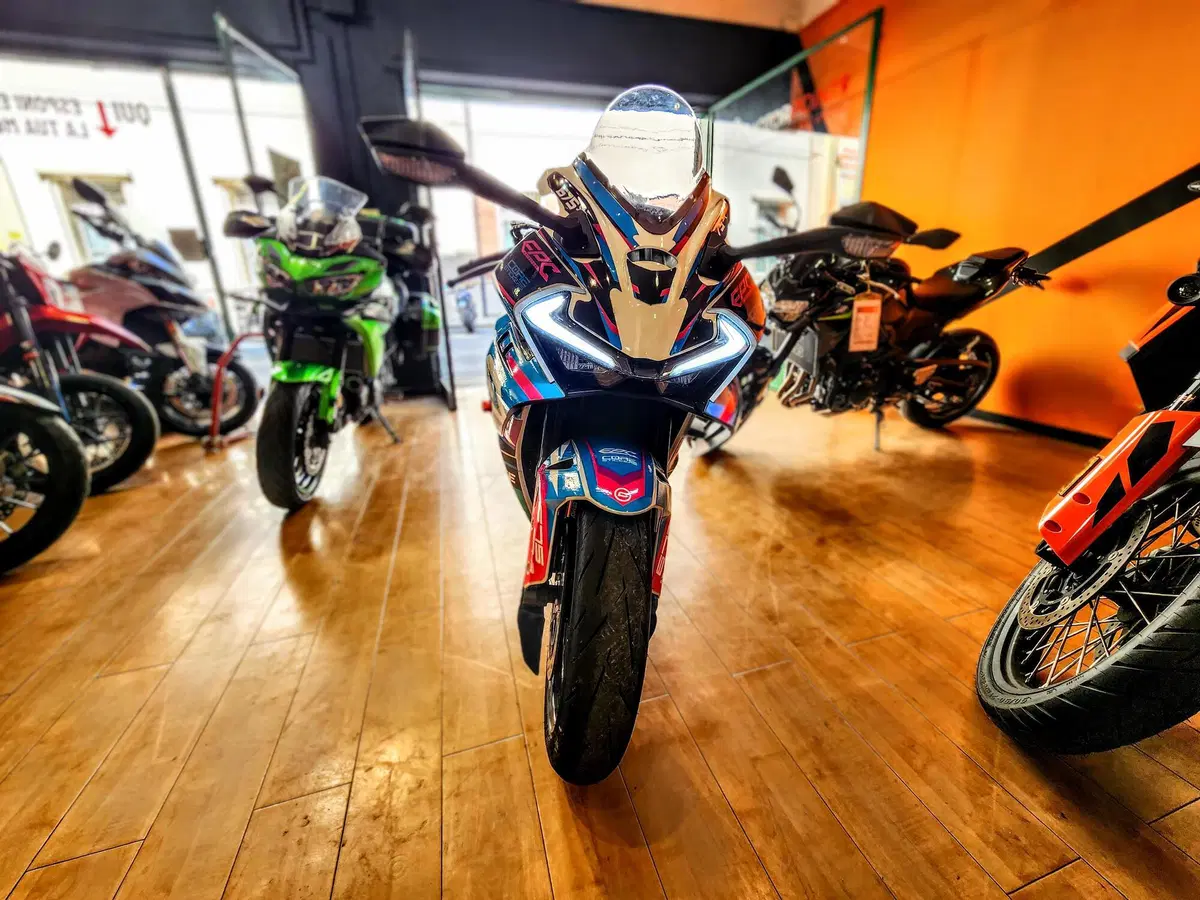 CFMOTO 675SR-R (2025 - 26) (3)