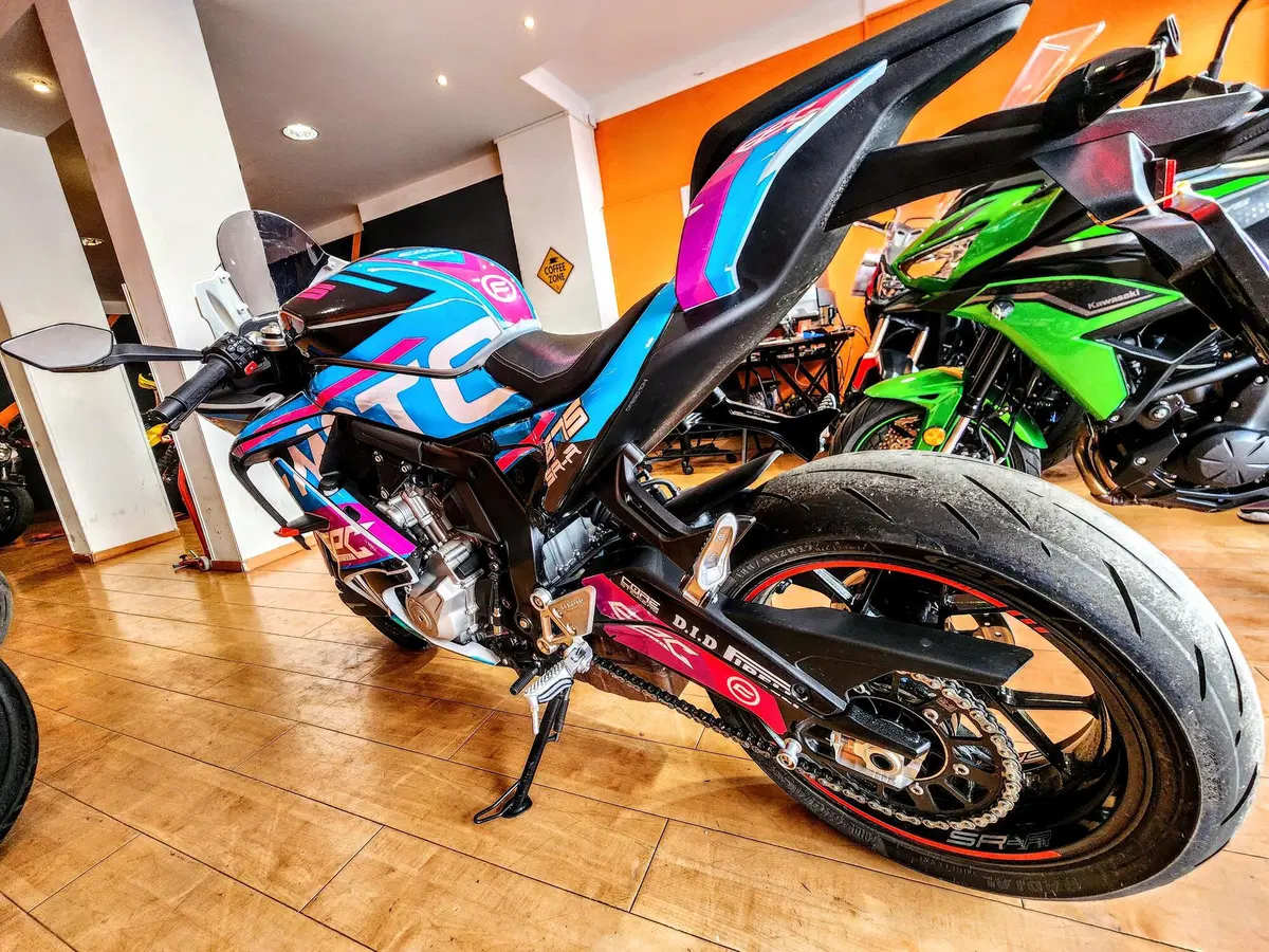 CFMOTO 675SR-R (2025 - 26) (14)