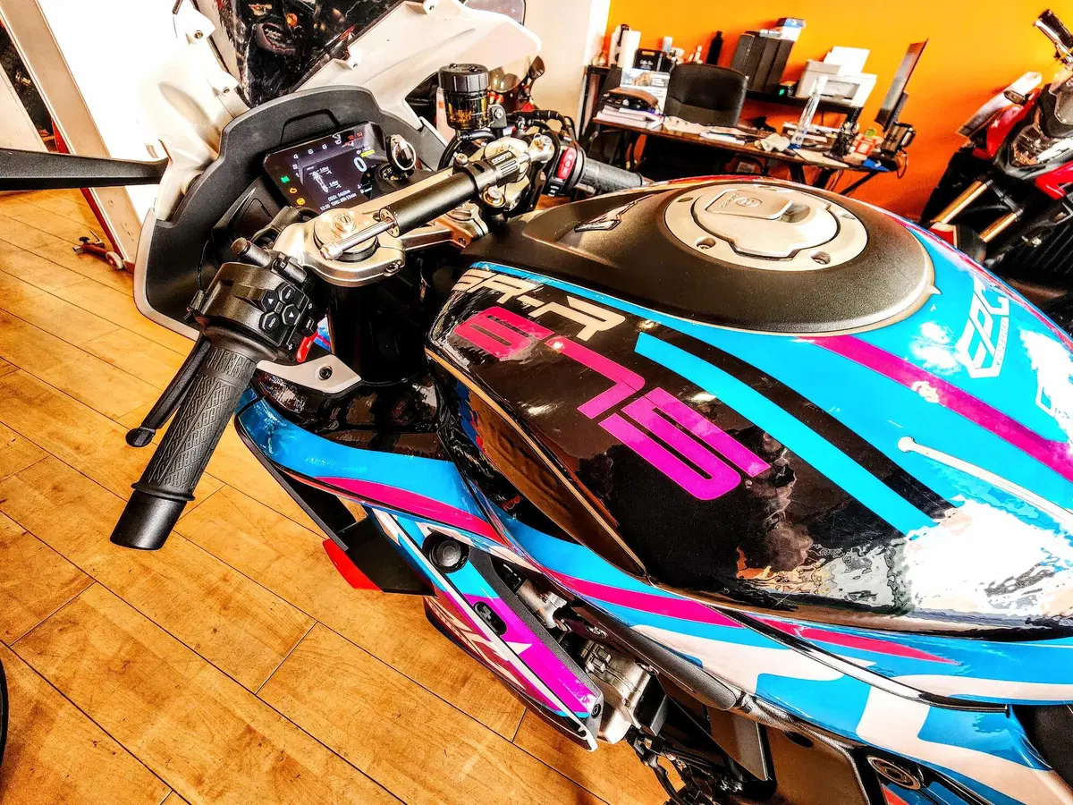 CFMOTO 675SR-R (2025 - 26) (17)