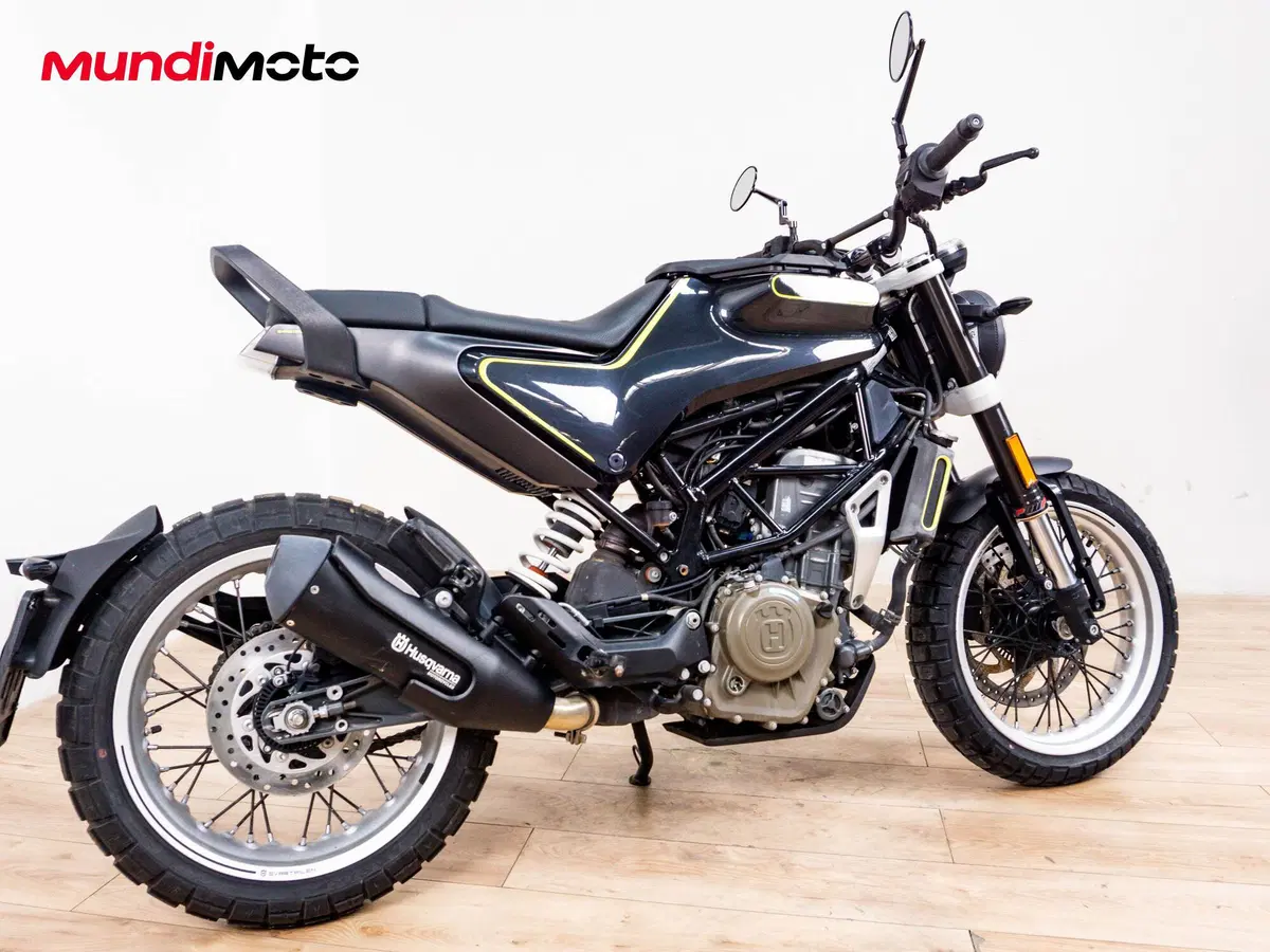 Husqvarna Svartpilen 401 (2020) (3)